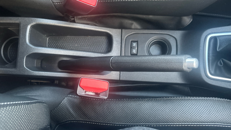 Dacia Duster 1.6 SCe Prestige 5dr Petrol Estate